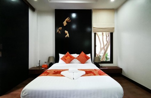 Nong Prue Villa | YiZen Boutique Phutara 5 Bedroom Villa