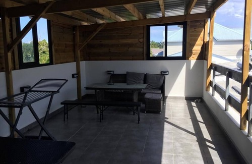 Saint-Andre Apartment | Ylang résidence avec piscine chauffée et Jacuzzi