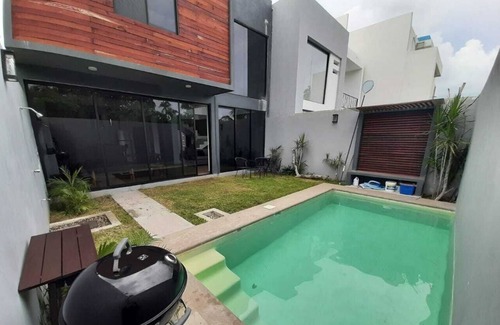 La Poza House | Yocte Gold Cup spaces