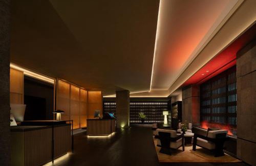 Tianhe Center Hotel | YOMANJO Hotel -广州太古汇珠江新城-龙口西地铁站旗舰店- Canton Fair Exclusive Rate