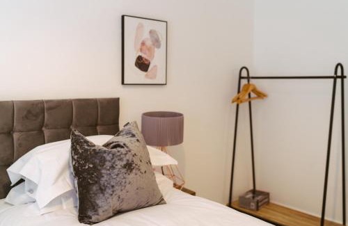 York Apartment | York Riverside Apartments