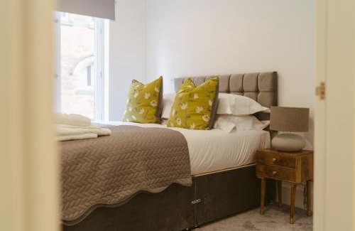 York Apartment | York Riverside Apartments