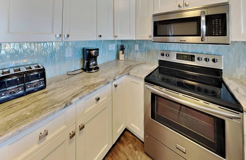 Put-in-Bay Condo | You Deserve the Best! NEW 4 BR, 3 BA - Two Lakefront Decks -12 ppl max- C205