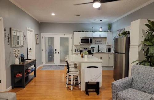 Dandridge Apartment | You'll be so happy, you'll want to "Just Dance"