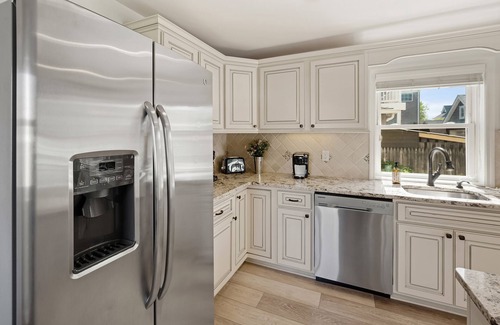 Wall Apartment | You'll Love it Here So Much, Your Home Will Be Jealous