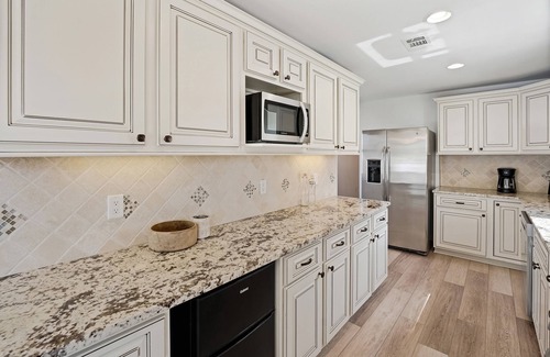 Wall Apartment | You'll Love it Here So Much, Your Home Will Be Jealous