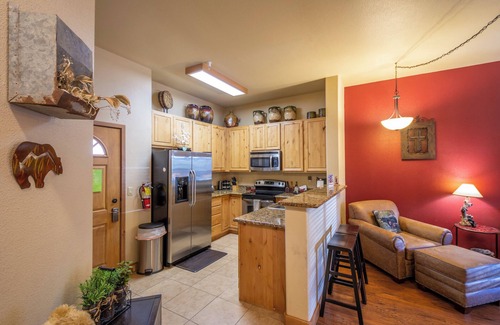 Ruidoso Condo | You May Just Find a Bear Here!