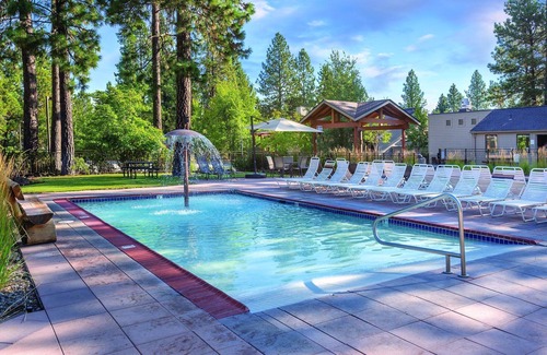 Bend Resort | You will keep coming back for more!