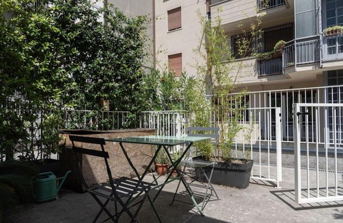 Central Station Apartment | Youhosty - Doria24