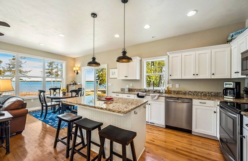 Baileys Harbor House | You’ll be Bay dreaming here at this beautiful North Bay waterfront home!