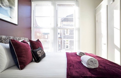 Clifton Villa | Your Apartment | Bristol The Sunningdale - No.2