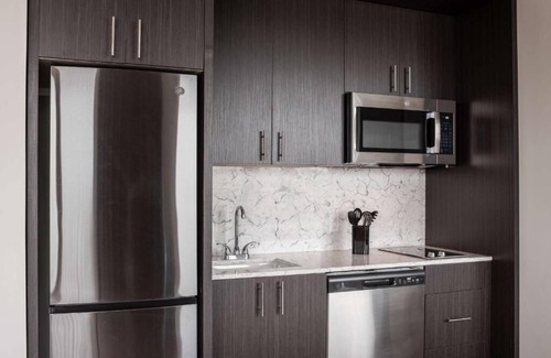 Central Area Hotel | Your Charming Hideaway in Salem! Pet-friendly Property, Kitchenette!