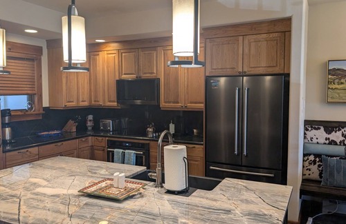 Steamboat Springs Condo | Your Christmas holiday in a beautiful ski-in/ski-out 4 bedroom townhome.