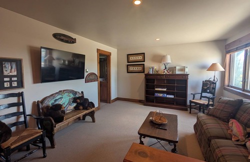 Steamboat Springs Condo | Your Christmas holiday in a beautiful ski-in/ski-out 4 bedroom townhome.