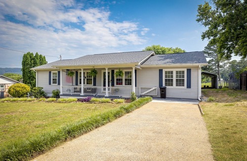 Guntersville House | Your Comfort By The Lake