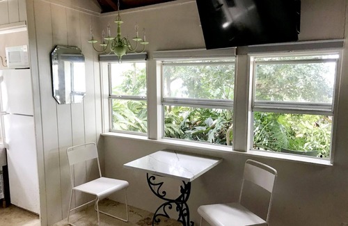 Mount Dora Cottage | YOUR COTTAGE ON THE LAKE