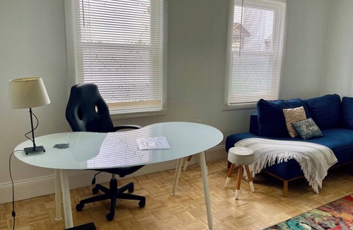Hyde Square Condo | Your cozy home away from home, close to subway and downtown Boston