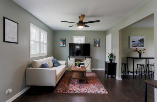 Lake Geneva House | Your Cozy Lockwood Lodge Awaits Pet Friendly