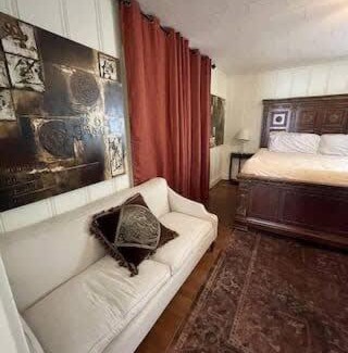 Downtown Apartment | Your Crew's Home Away From Home