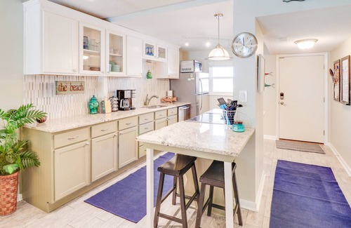 Brown House | Your Dose of Vitamin Sea - 2BDR @ Sea Coast Gardens