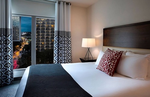 Downtown San Antonio Hotel | Your Downtown San Antonio Getaway! City View, Outdoor Pool, Dog-friendly