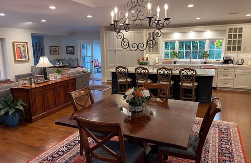 Covenant House | Your exclusive private enclave in beautiful Rancho Santa Fe, minutes to beach!