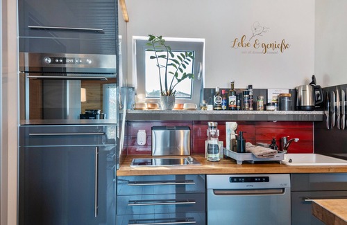 Guldengossa Apartment | Your Feel-Good Place Abendgold — Perfect for Families, Large Terrace & Close to the Lake with Free Parking