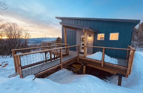 Fairview Cabin | Your Hideaway Surrounded by the Breathtaking Beauty of Utah's Natural Landscape