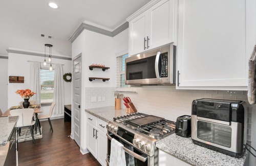 Greater East End House | Your Home, As You Imagine It |Downtown +NRG+ Med |