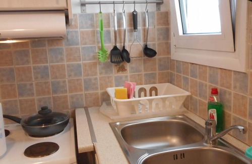 Ampelokipoi Apartment | Your Home Away from Home