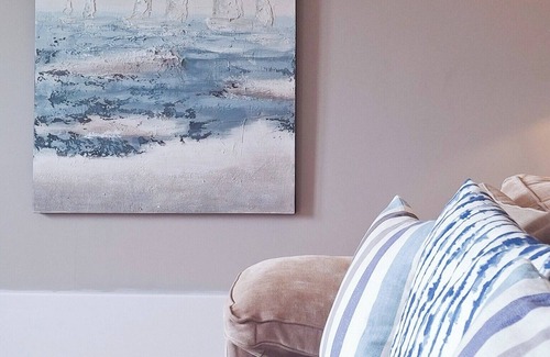 Milford Haven Apartment | Your home away from home: Relax, explore, and create memories in this waterfront apartment