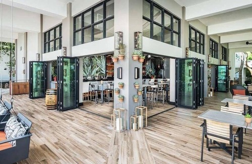 Rock Harbor Resort | Your Home Away From Home! 4 Relaxing Units, Free Parking, 2 Pools & Hot Tub