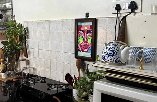 Chembur East Bed & Breakfast | Your home away from home.