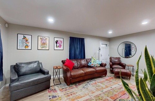 Erie House | Your home away from home in Erie PA