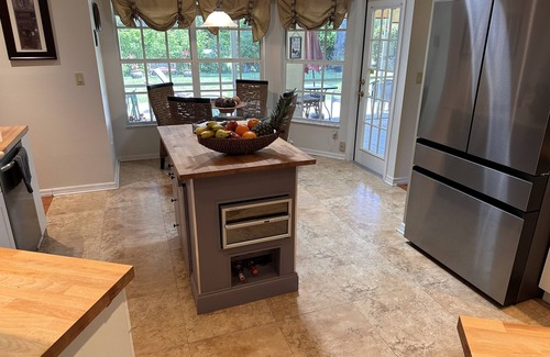 Palm River Estates House | Your Home Away from Home 3+2+Den nGreat deal, excellent reviews