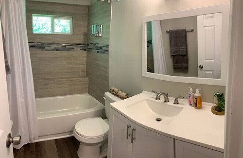 Reading Apartment | Your Home Away from Home -Cozy Reading Retreat