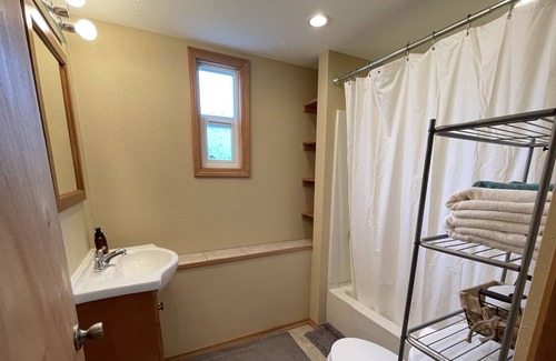 Mendenhall Valley Apartment | Your Home Base! Located w/in minutes of Glacier, Walking Paths & Hiking Trails!!