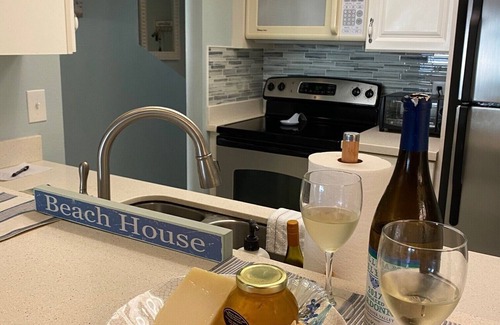 Bradenton Beach Condo | Your Island getaway with amazing views and sunsets, just steps to the Beach!