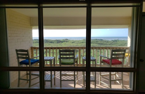 Port Aransas Condo | Your Island Retreat # 238 with an amazing location and view of the Gulf.