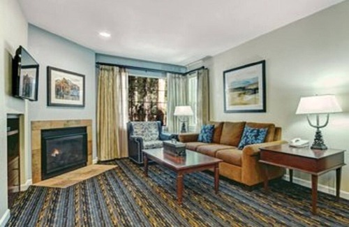 Pinetop Resort | Your loved ones will LOVE you for this!