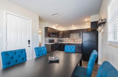 Tampa House | Your Midtown Tampa Retreat - Centrally Located Near All That Makes Tampa Great!