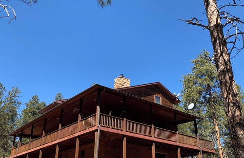 Loveland House | Your Mountain Retreat