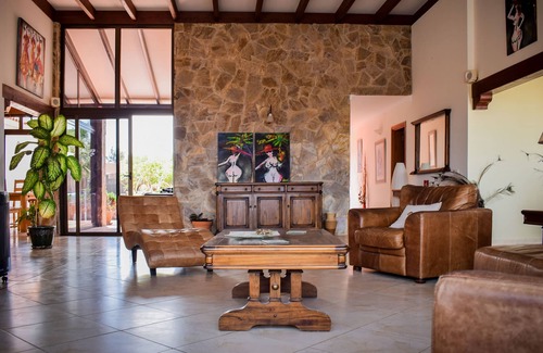 Villaverde Villa | Your naturist home, away from home.