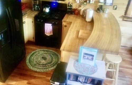 Taberg Cabin | "Your Neck of the Woods" Cabin Rental: Peaceful Get-away Overlooking Fish Creek
