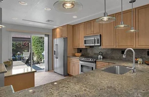 Palm Desert Condo | Your Palm Desert Vacation Getaway at the Palm Valley Country Club is calling!