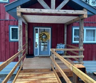Lac-Cayamant House | Your perfect lakefront family getaway!
