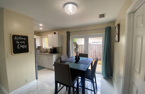 South Middle River Apartment | Your Perfect Retreat; 10Min from the Beach, Downtown, Las Olas and the Airport