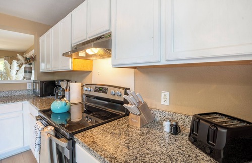 McKinney House | Your place Away From home