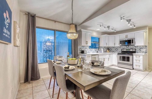 Deer Valley House | YOUR private Desert Getaway with FREE Heated Pool!