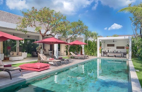 Petitenget Villa | Your Private Paradise – Bali Villa 1050